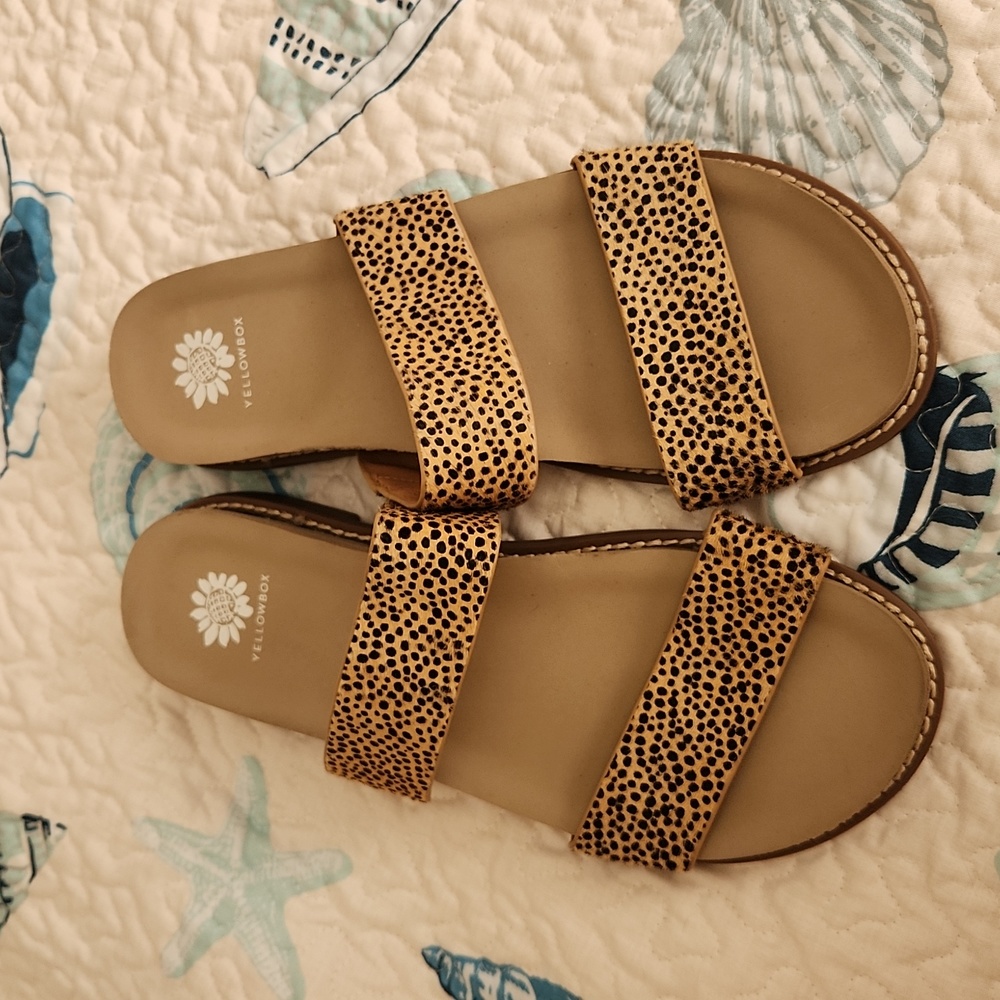 Cheetah print Yellow Box Sandals size 9